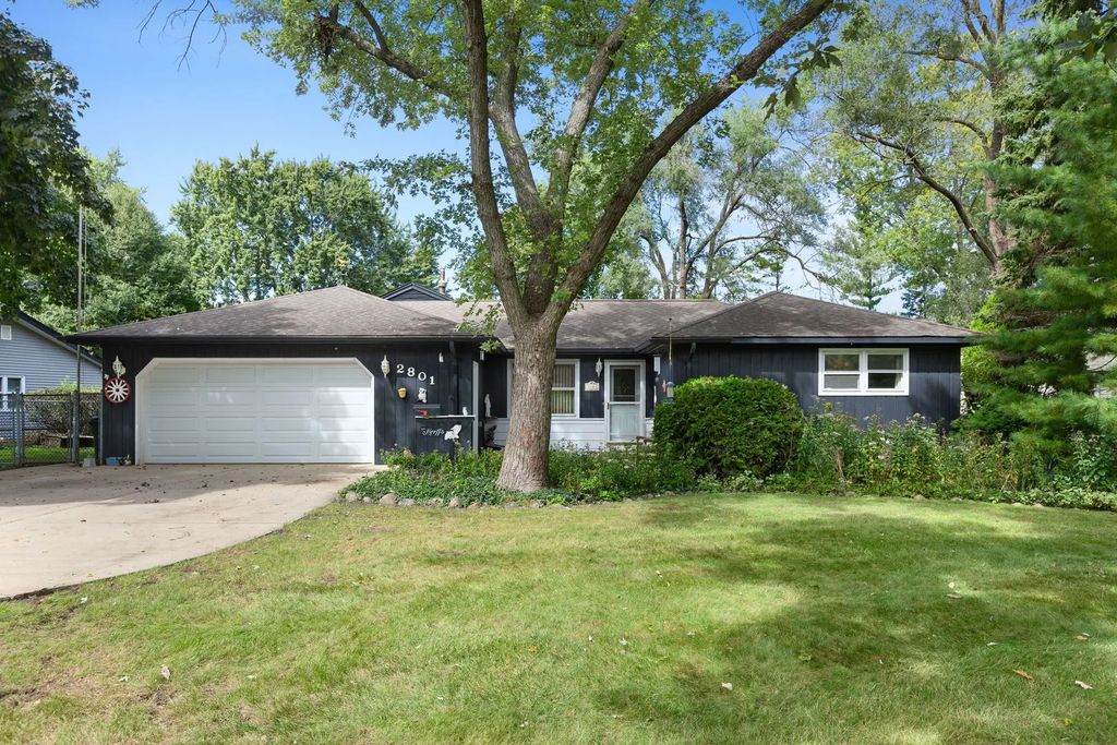 2801 Owl Lane, Rolling Meadows