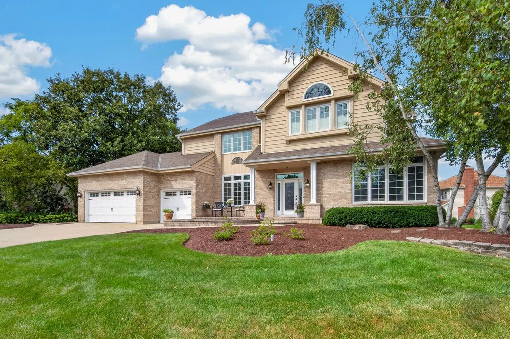 4020 White Eagle Drive, Naperville