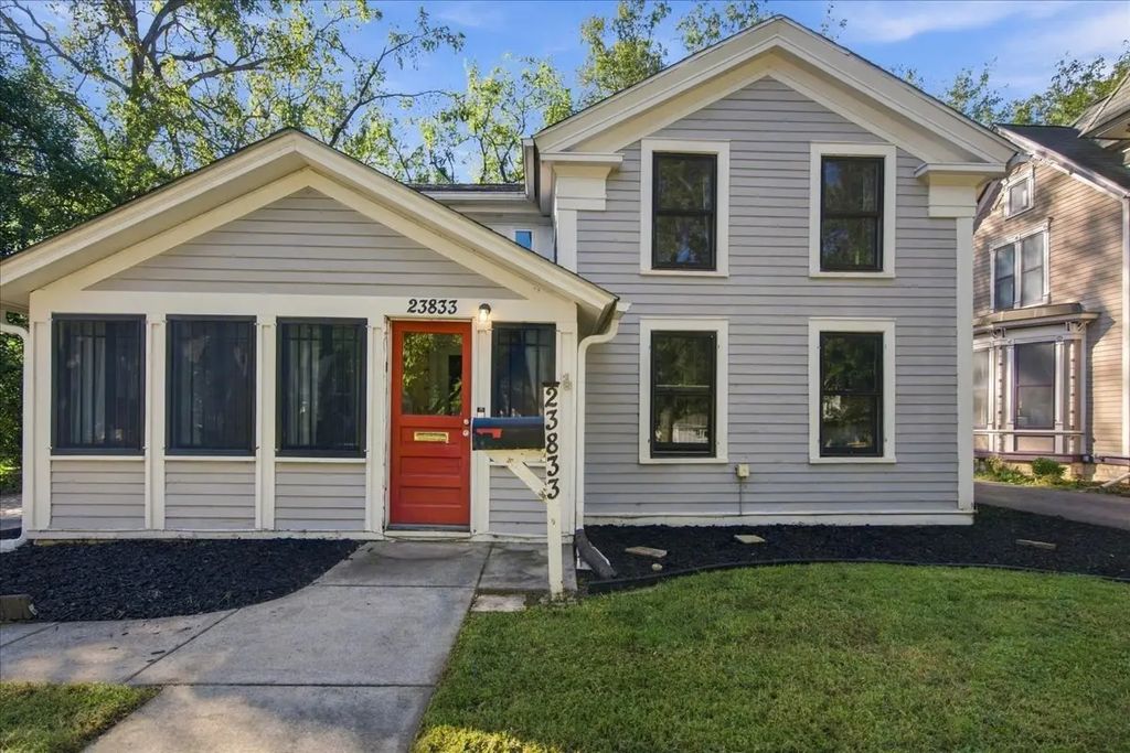 23833 W Lockport Street, Plainfield