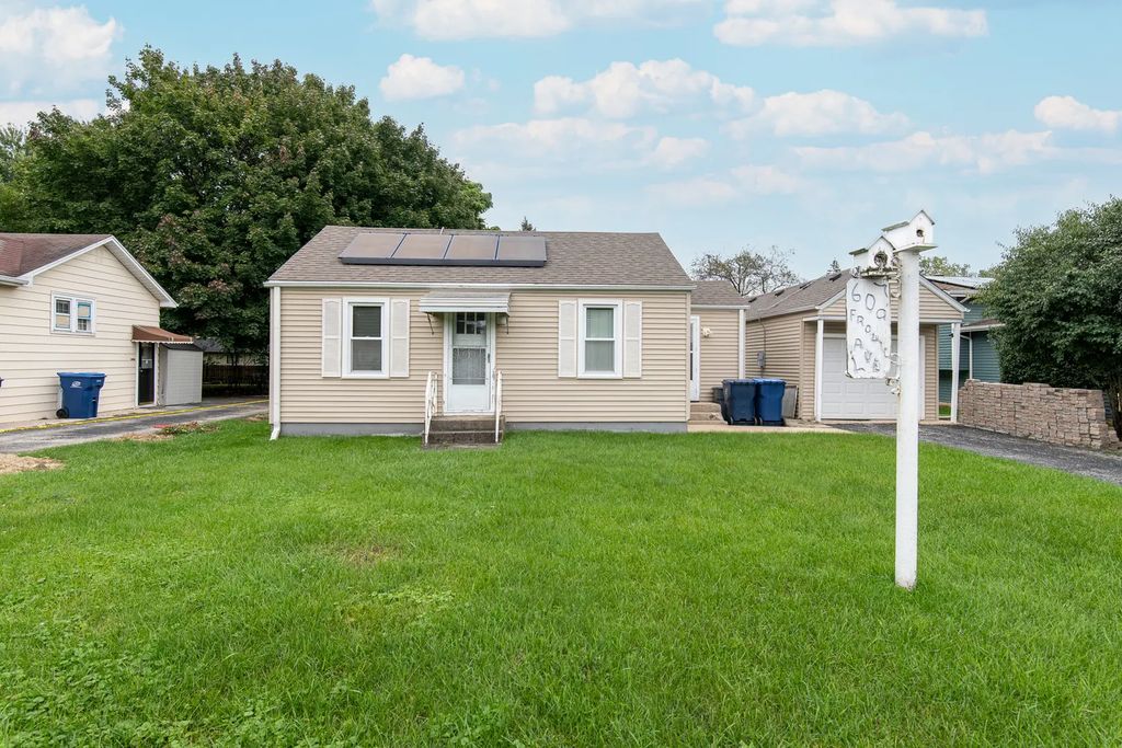 609 N Frolic Avenue, Waukegan