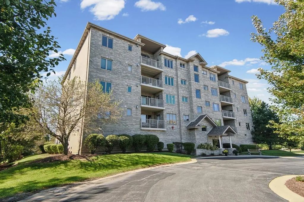 11131 Waters Edge Drive 1b, Orland Park