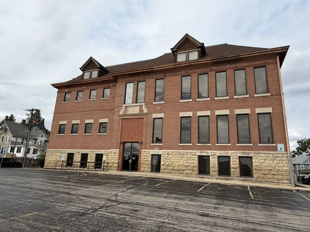 773 W Lincoln Boulevard, Freeport