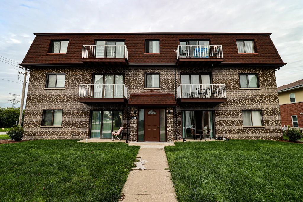 1595 Floyd Brown Lane 1a, Glendale Heights
