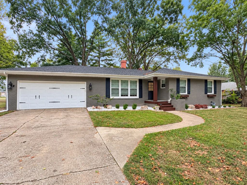 504 Cessna Lane, Mt Vernon