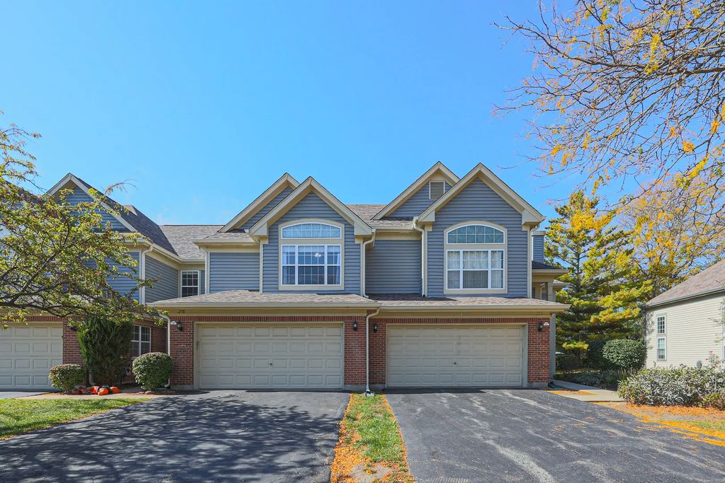 270 Manor Drive, Buffalo Grove