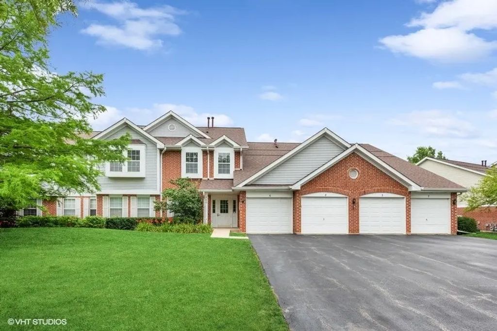 240 Ashbury Lane W 6, Roselle