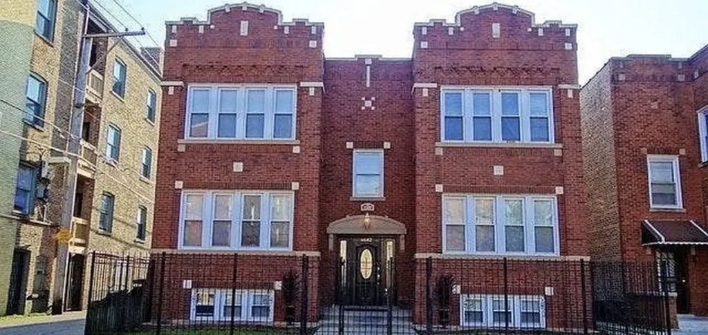 6642 S Troy Street 2s, Chicago