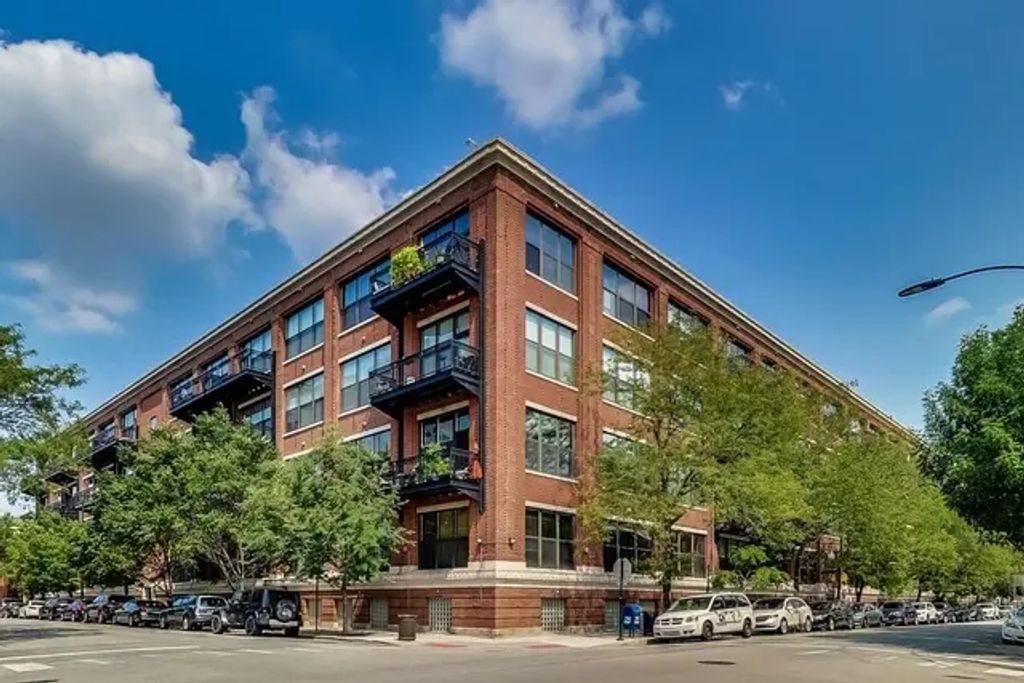 1040 W Adams Street 341, Chicago