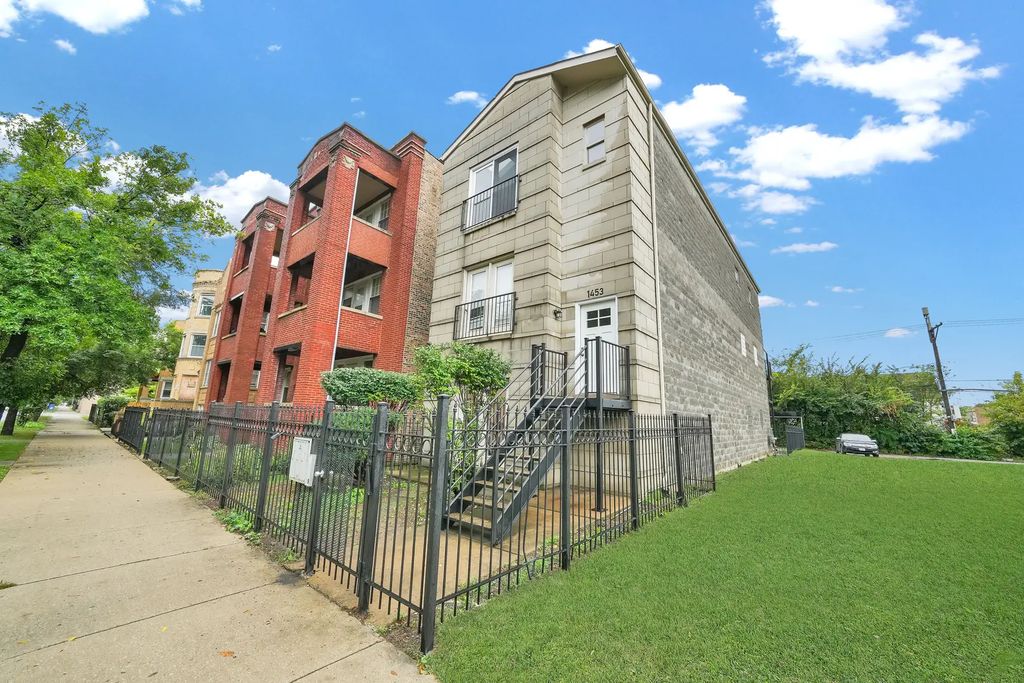 1453 W Garfield Boulevard 3, Chicago