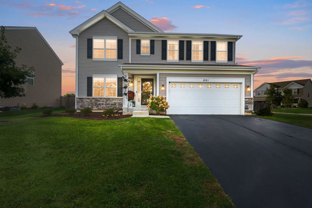 891 Wildwood Drive, Pingree Grove