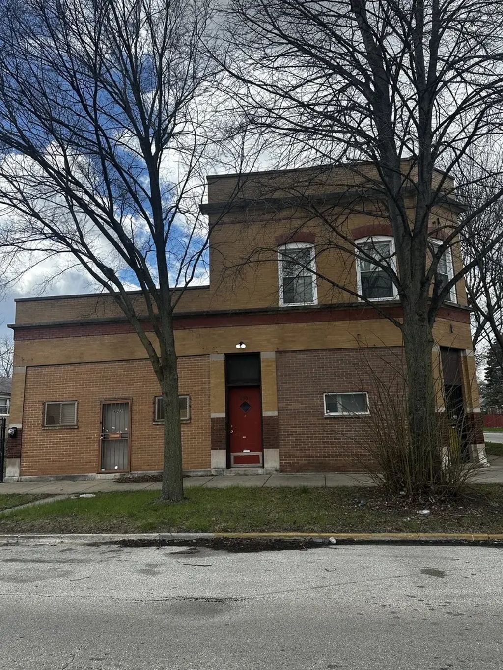 8900 S Normal Avenue, Chicago
