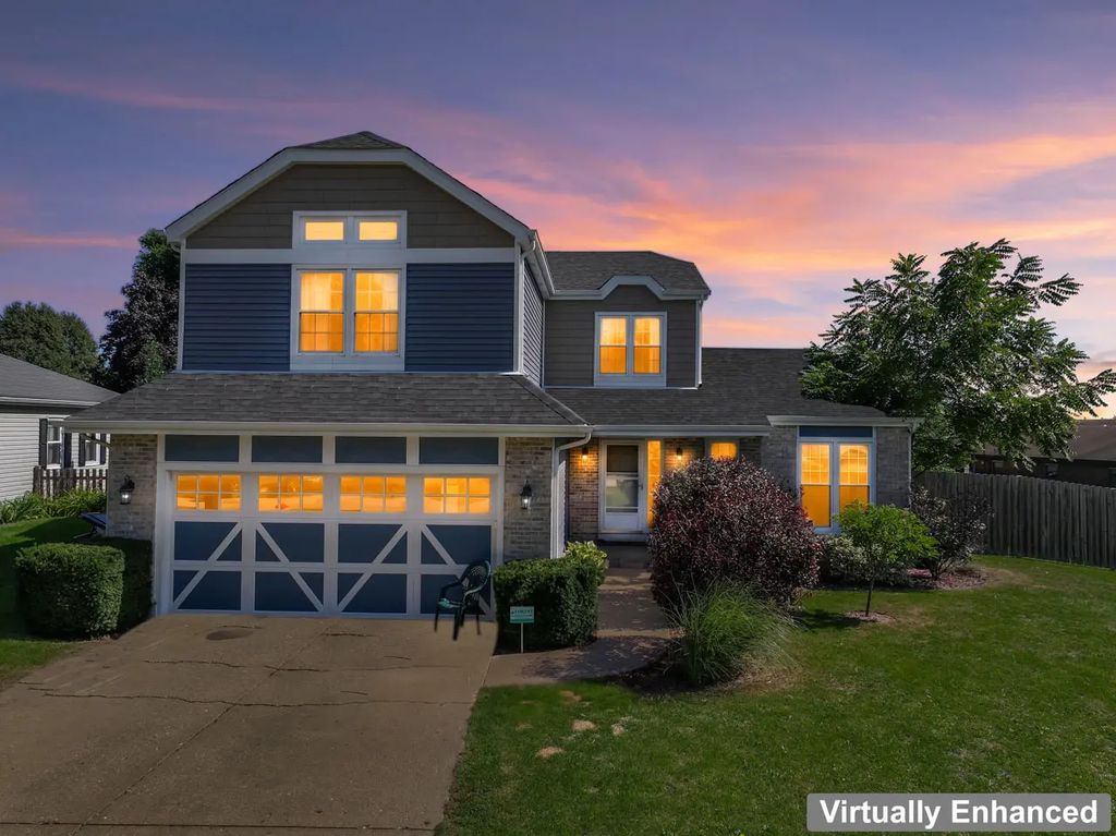 5004 Glenbrook Trail W, McHenry