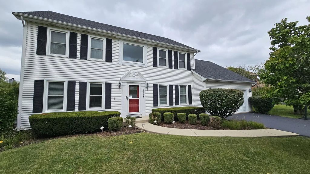 3395 Charlemaine Drive, Aurora