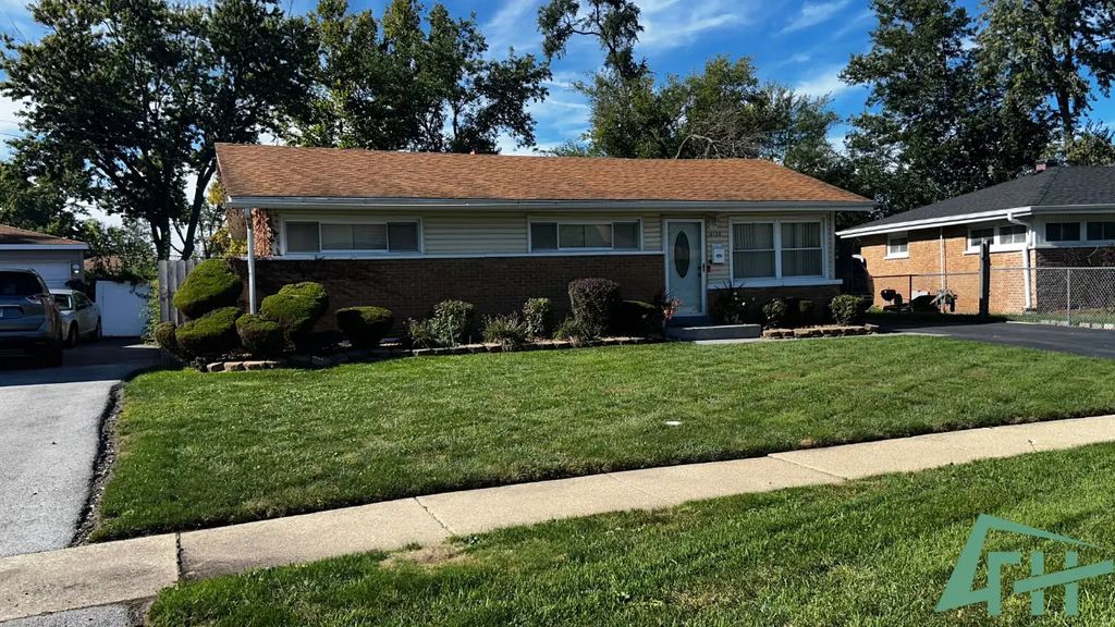 16158 Sussex Court, Markham