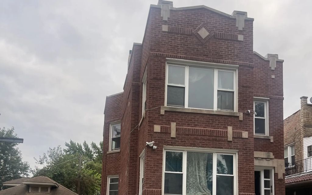 5515 W Race Avenue 1, Chicago
