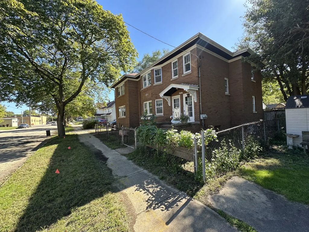 1011 15th Avenue, Rockford