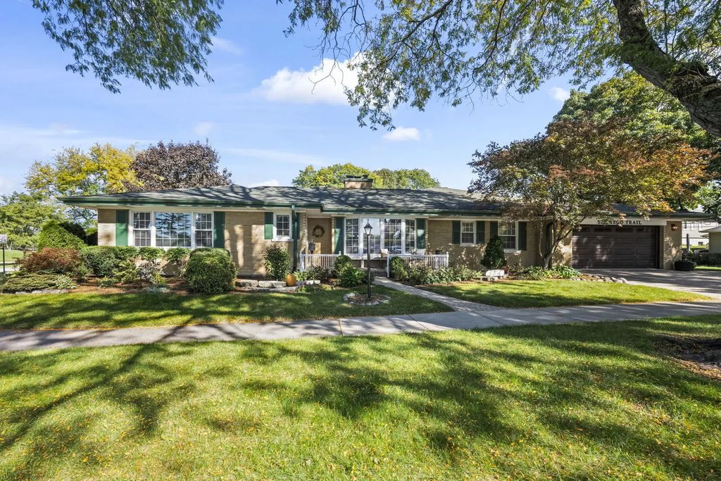 523 We Go Trail S, Mount Prospect