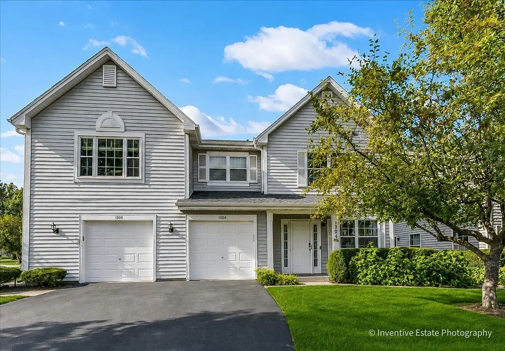 1304 Orleans Drive 1304, Mundelein