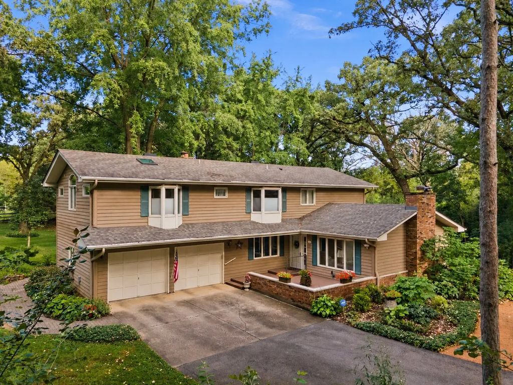 2n962 Grand Monde Drive, Elburn