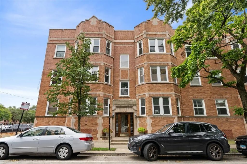 1725 W Winnemac Avenue 1, Chicago