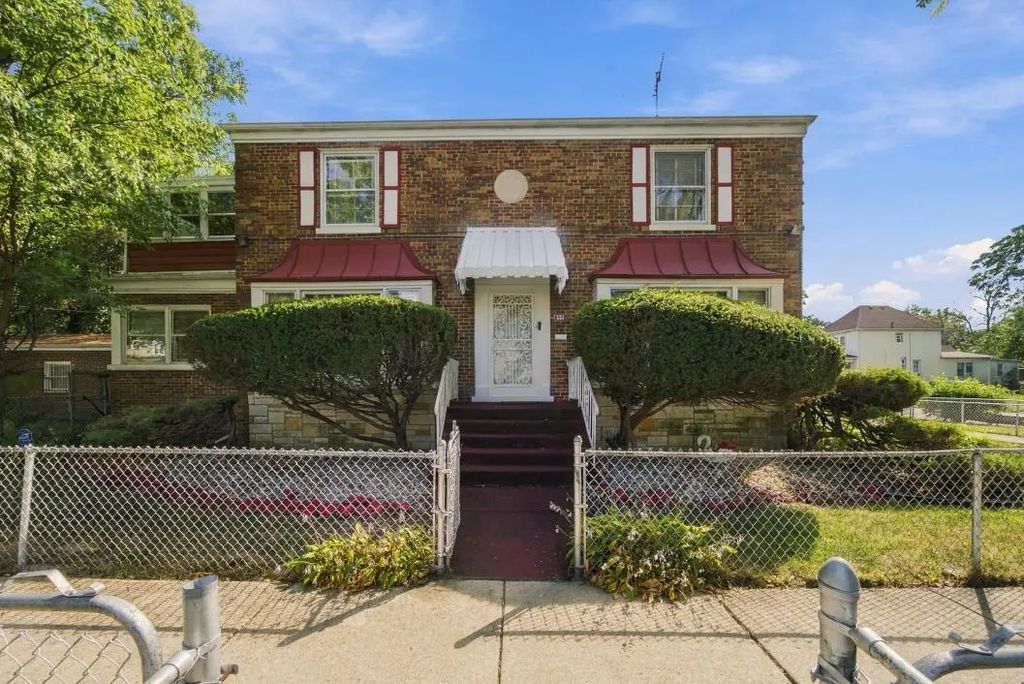 855 W 73rd Street, Chicago