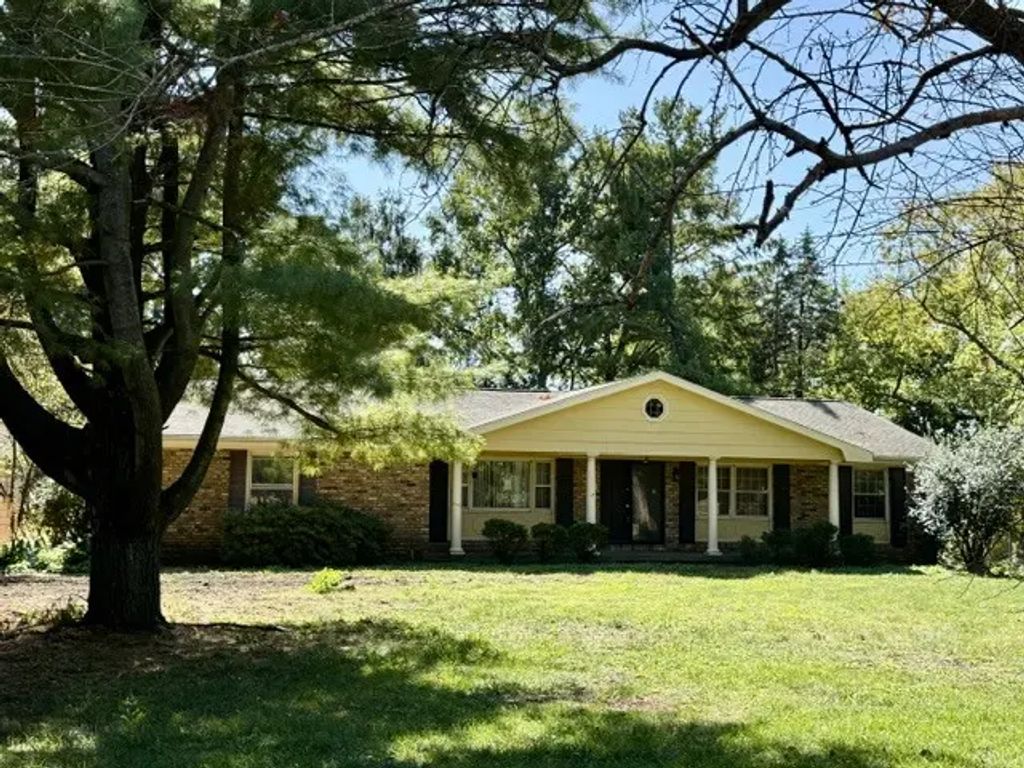 2803 Curtis Road, Champaign