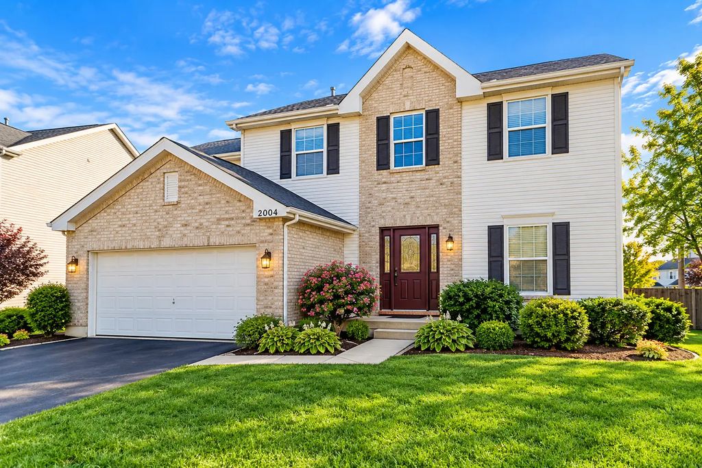 2004 Fieldstone Court, Plainfield