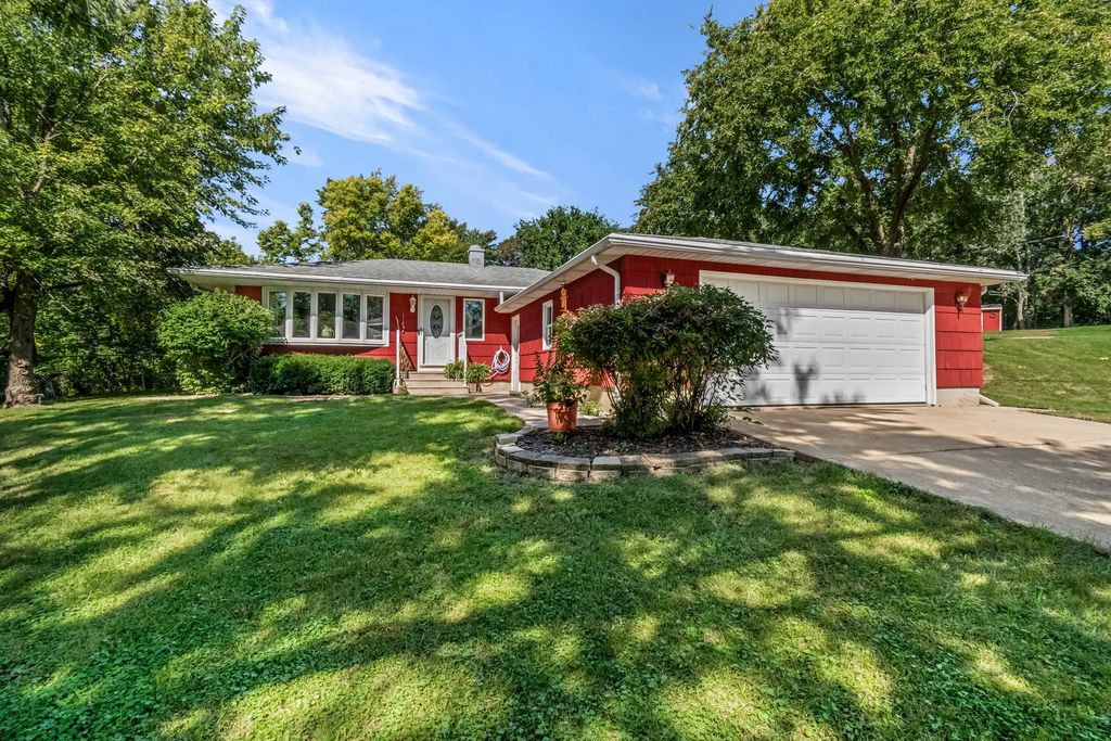804 Bratton Avenue, Marseilles