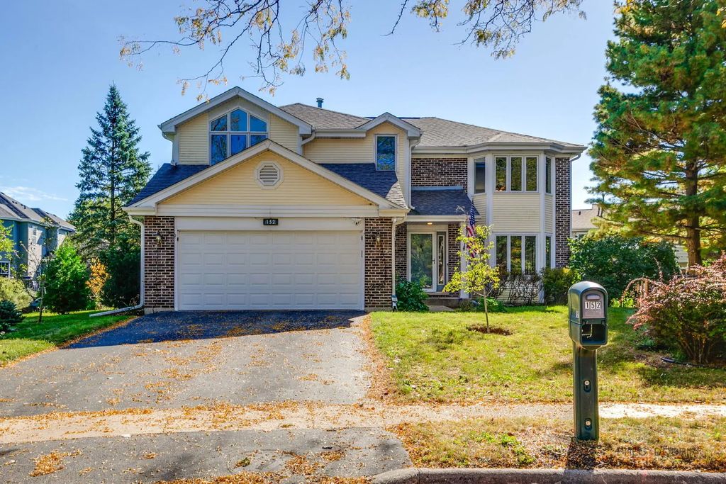 152 Michael Avenue, Mundelein