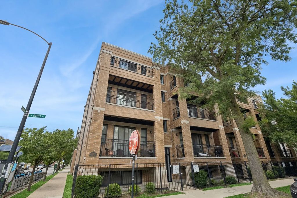 1956 W Ohio Street 3e, Chicago