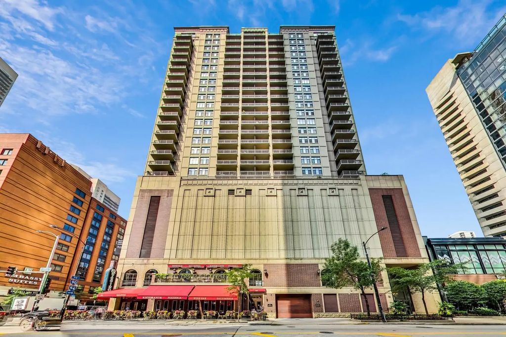 630 N State Street 2109, Chicago