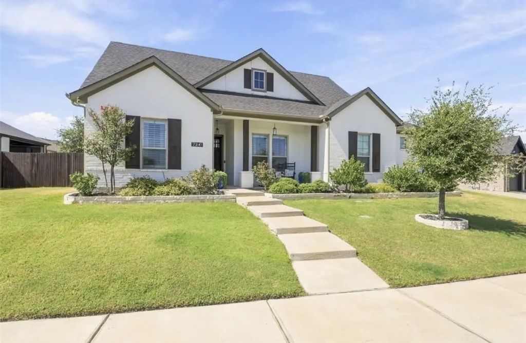 7241 Harrier Street, Fort Worth