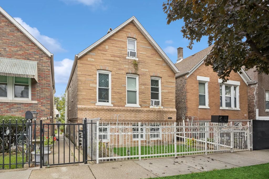 3037 S Saint Louis Avenue, Chicago