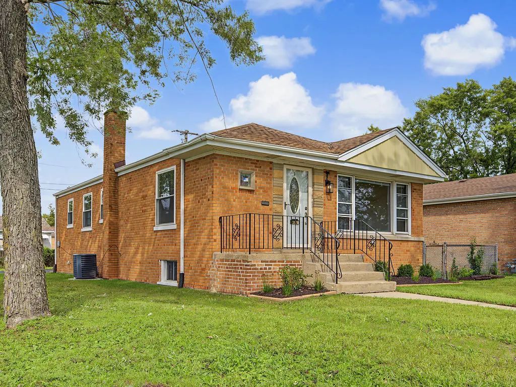 291 W Sauk Trail, South Chicago Heights