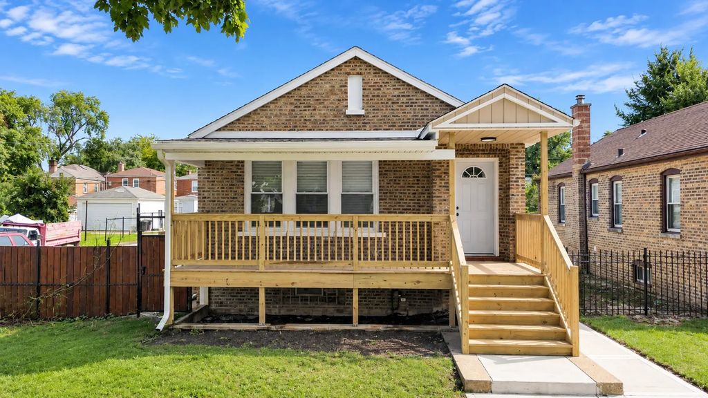 8817 S Parnell Avenue, Chicago
