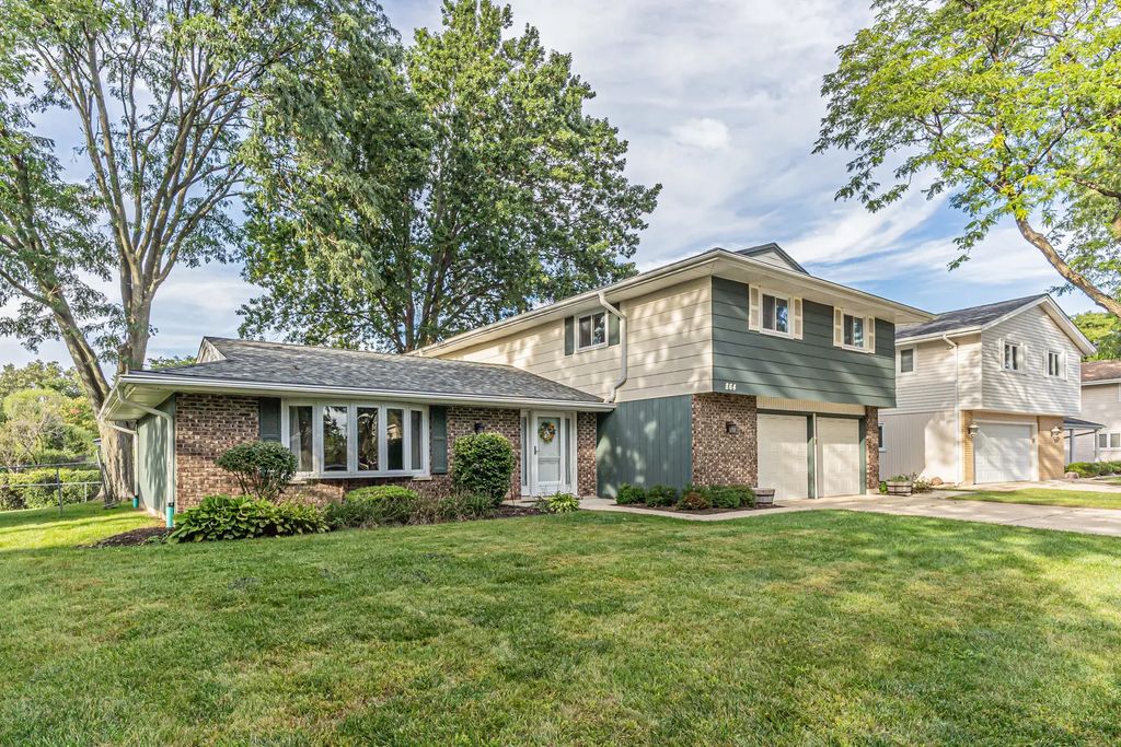 864 Pinehurst Lane, Schaumburg