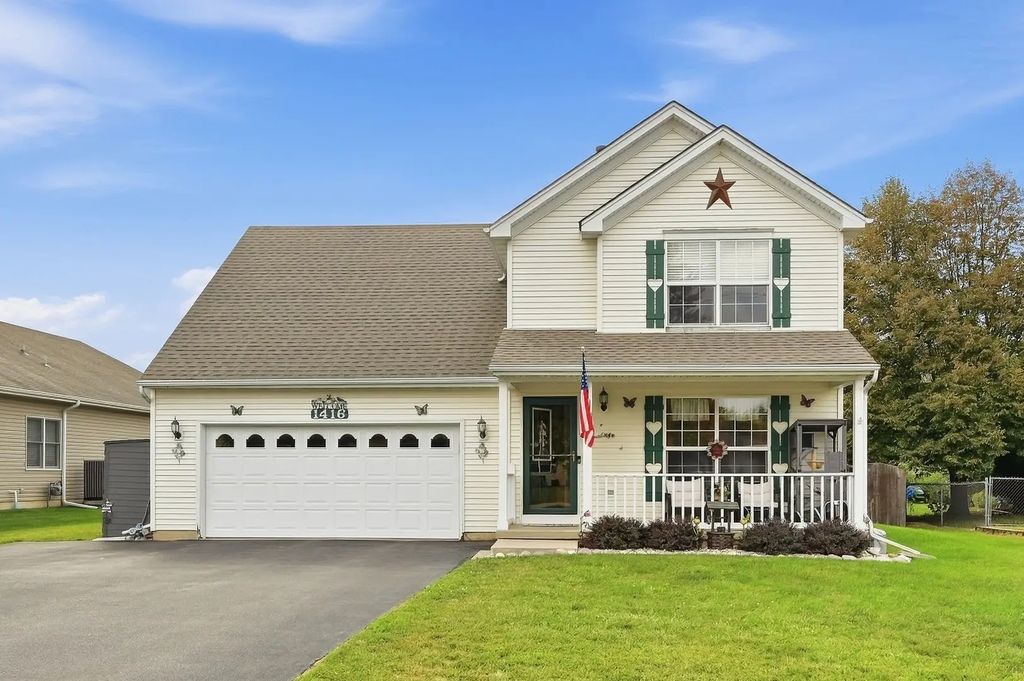 1416 Sandwich Drive, Lake Holiday