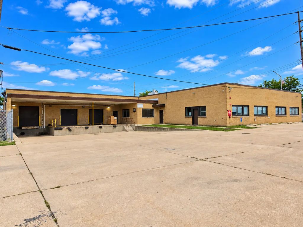 10421 Franklin Avenue, Franklin Park