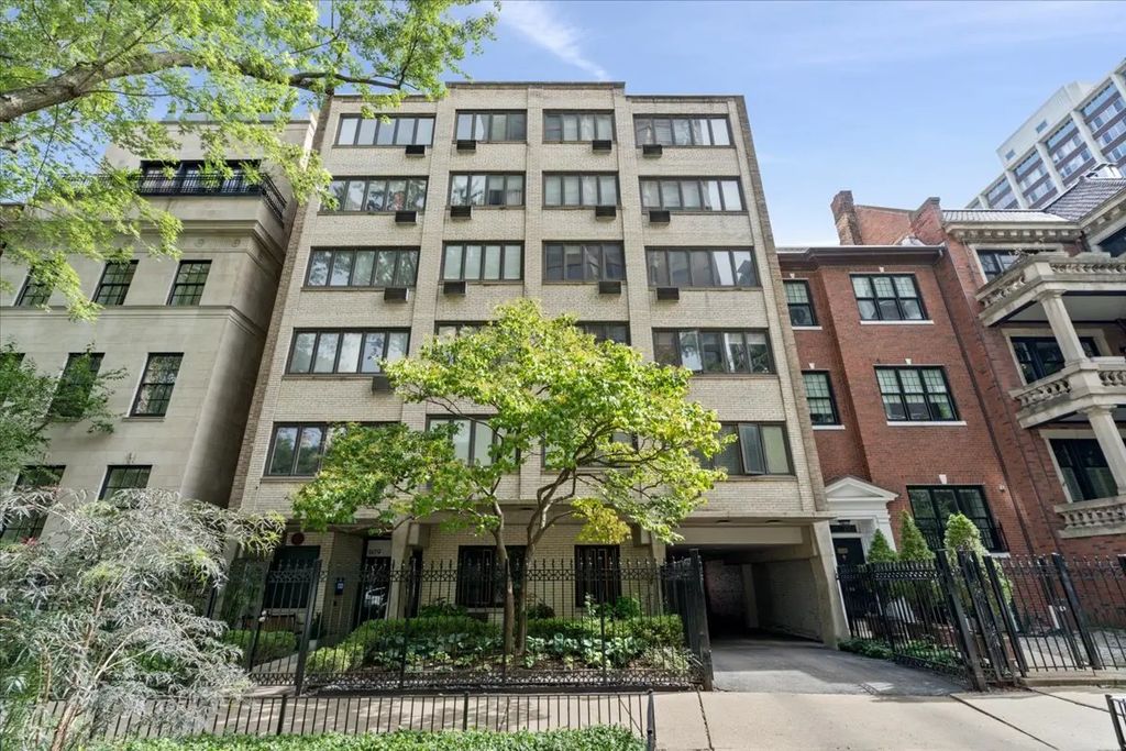 1419 N State Parkway 603, Chicago