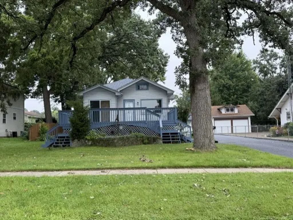 414 W Park Avenue, Round Lake