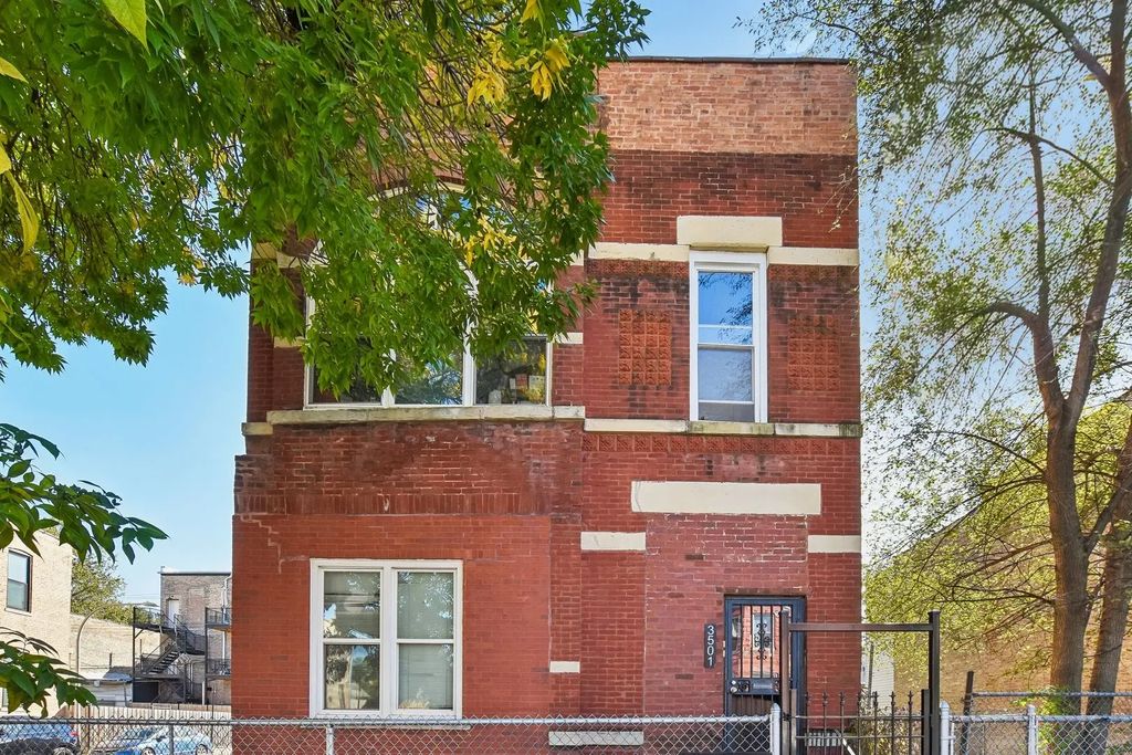 3501 W Walnut Street, Chicago