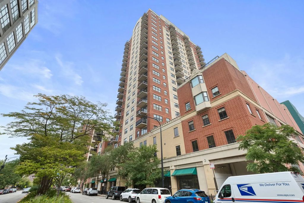 1529 S State Street 4b, Chicago