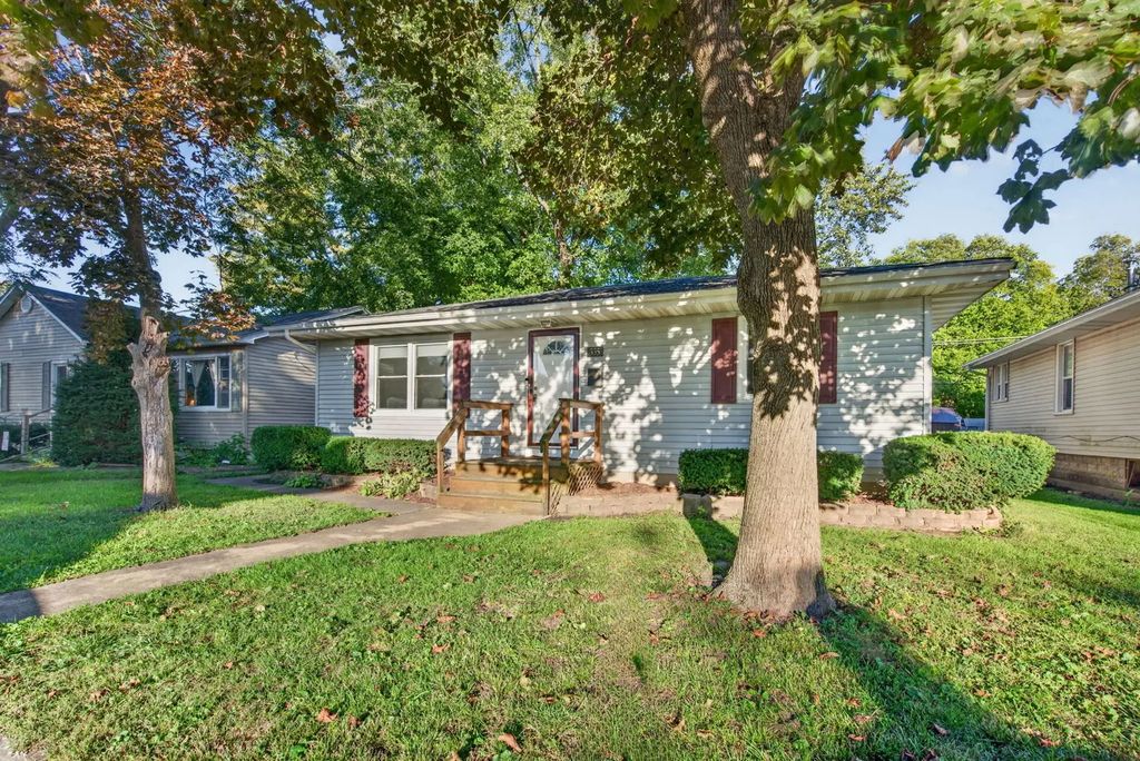 335 S Mazon Street, Coal City