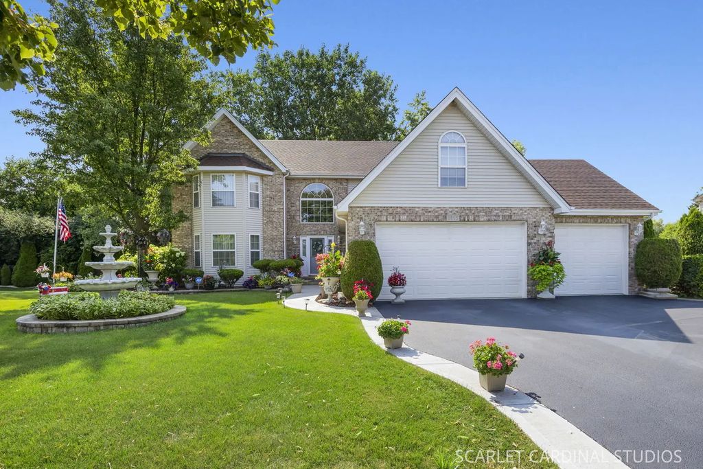 1115 Marcella Lane, West Chicago