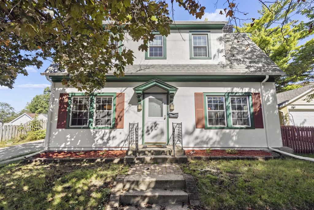 1842 Crosby, Rockford