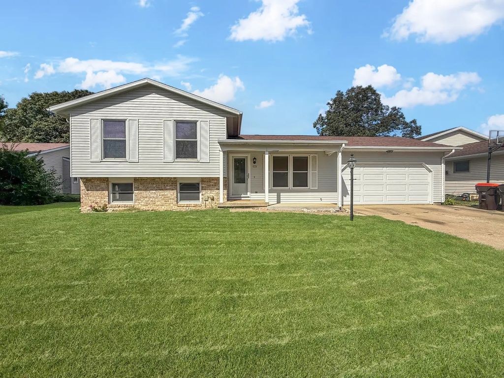 919 North Drive, Rantoul