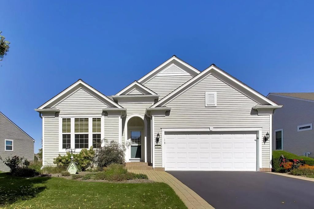 3172 Ravinia Circle, Mundelein