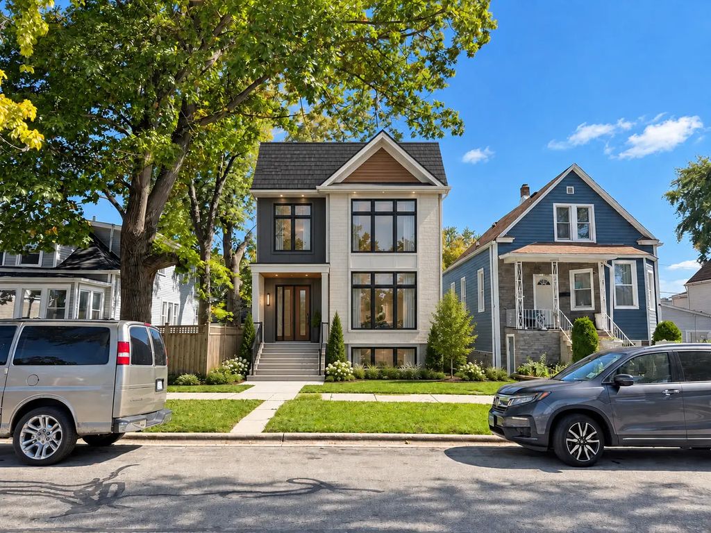 1307 Harvey Avenue, Berwyn