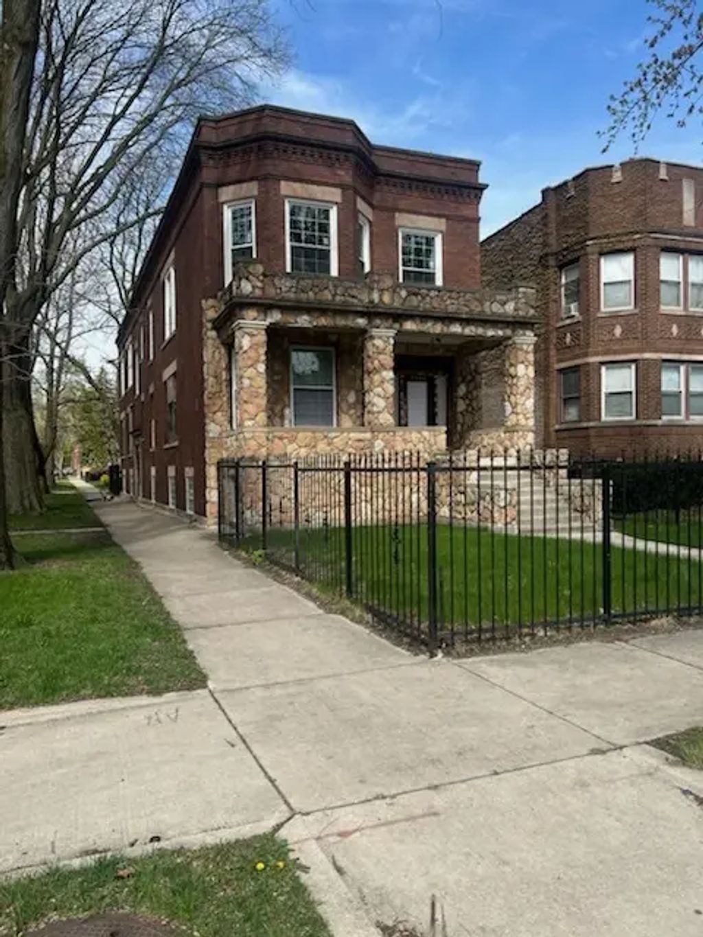 7758 S Saginaw Avenue 2, Chicago