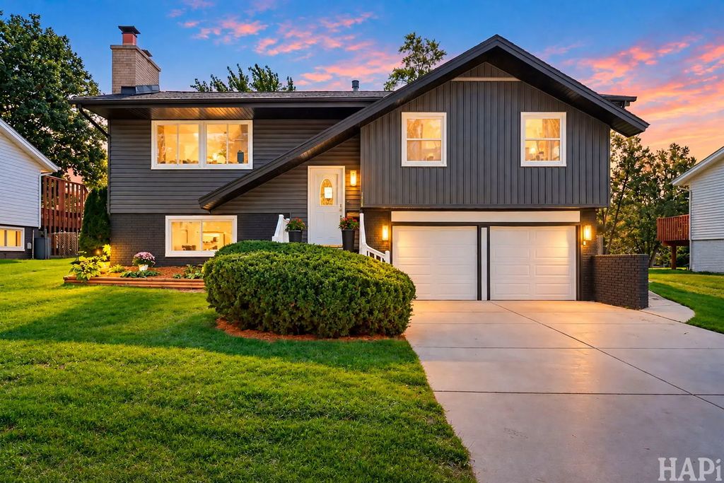1425 Concord Lane, Schaumburg